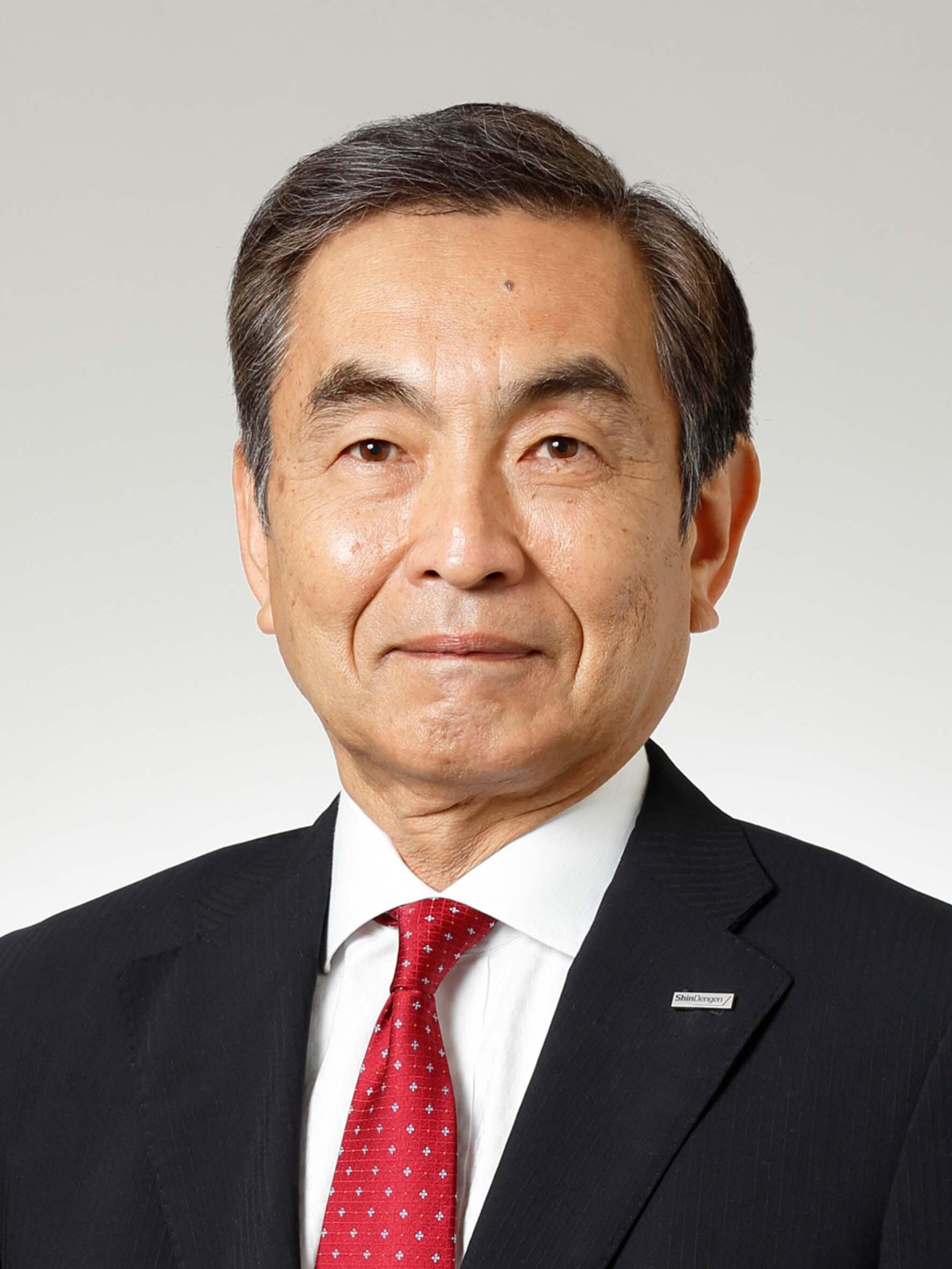 西山　佳宏