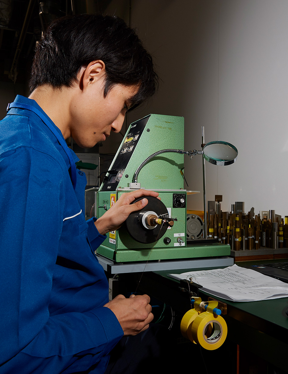 坪井選手の仕事風景画像